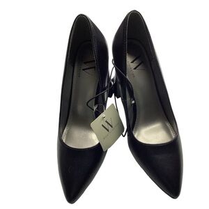 Worthington Zilo Size 6 Black Block Closed Toe Heels Size 6. New With Tags.